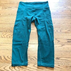 Athleta Capri Crop Leggings Teal